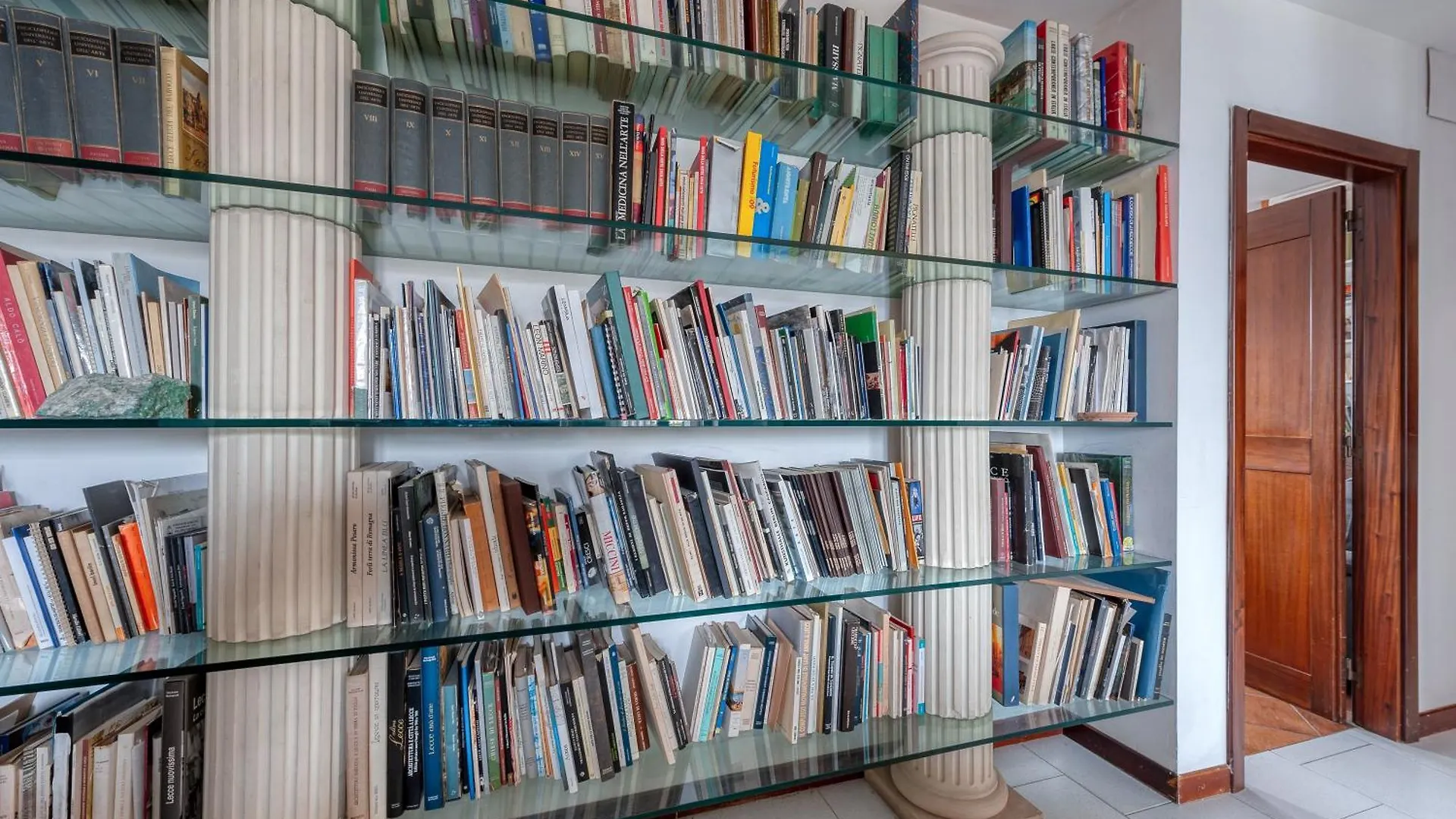 Book House A Lecce Apartment
